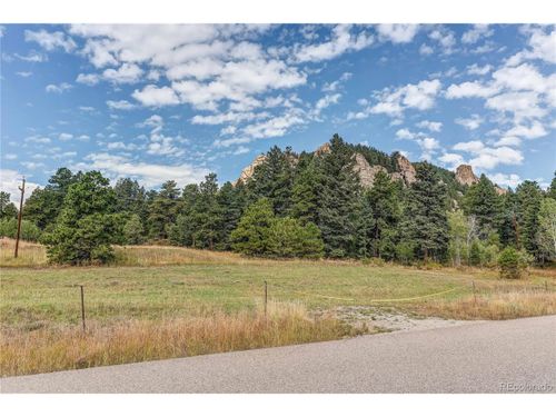 9335 Eagle Cliff Rd, Conifer, CO, 80433-9005 | Card Image