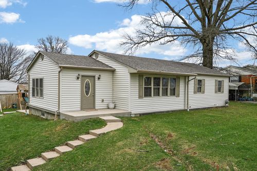 16 Warsaw Rd, Dry Ridge, KY, 41035-7461 | Card Image