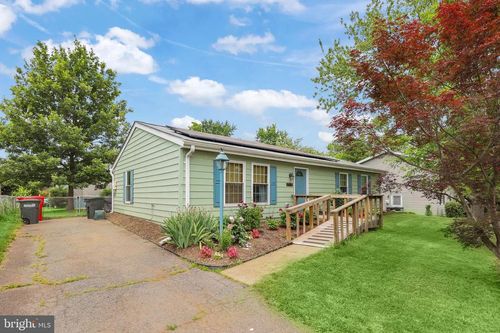719 N Belfort St, STERLING, VA, 20164-2925 | Card Image