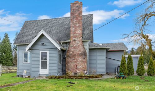 40216 264th Ave Se, Enumclaw, WA, 98022-8360 | Card Image