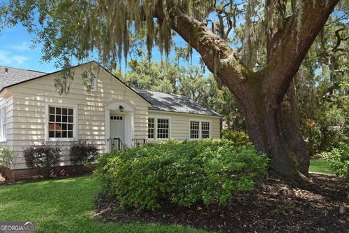 1815 Oak Ave, Brunswick, GA, 31520-7230 | Card Image