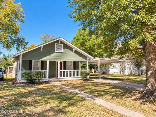 507 Bell Ave, Greenwood, MS, 38930-3603 | Card Image