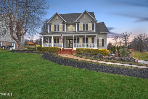 121 Barefoot Landing Dr, Blountville, TN, 37617-5964 | Card Image