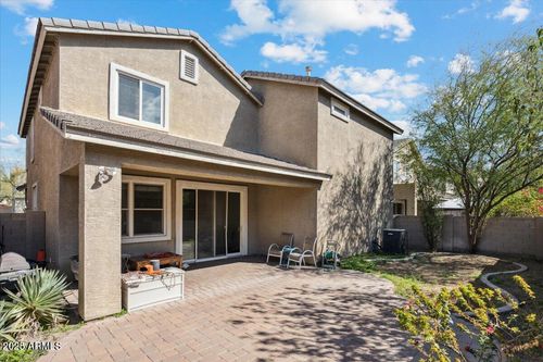 2233 E Pecan Rd, Phoenix, AZ, 85040-3493 | Card Image