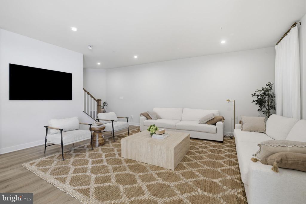 Residential in BEL AIR 5