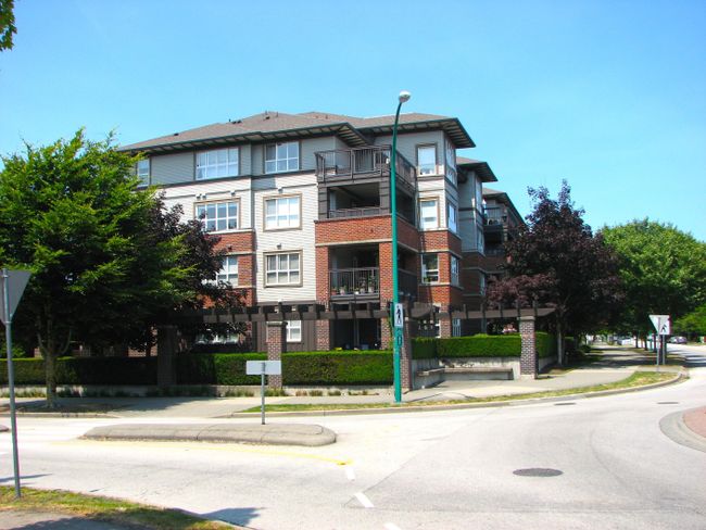 205 - 6815 188 Street, Condo with 2 bedrooms, 2 bathrooms and 2 parking in Surrey BC | Image 21