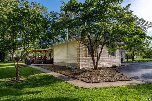1803 Spring Garden Rd, House other with 3 bedrooms, 3 bathrooms and null parking in Marion IL | Image 29