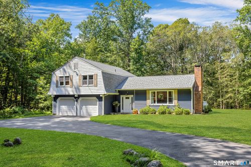 75 Silver Spring Ln, Ridgefield, CT, 06877-5618 | Card Image