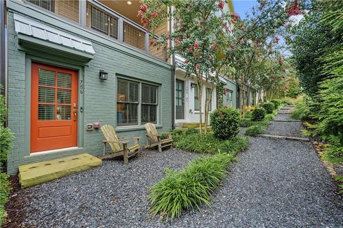 786 Cady Way, Atlanta, GA, 30312-3813 | Card Image