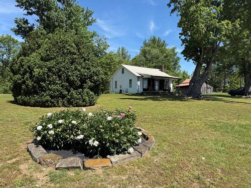 335 Nelson Cemetery Rd, Monroe, TN, 38573-5514 | Card Image