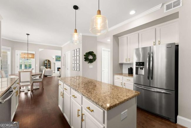 7210 Devonhall Way, House other with 4 bedrooms, 4 bathrooms and 2 parking in Johns Creek GA | Image 10