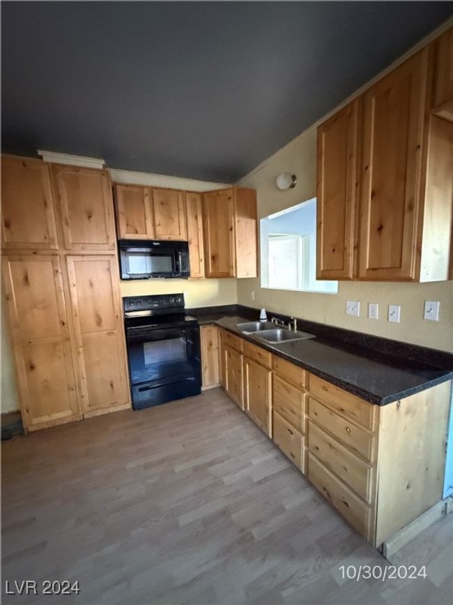 11 Nevada Ave, House other with 3 bedrooms, 1 bathrooms and null parking in Mc Gill NV | Image 9