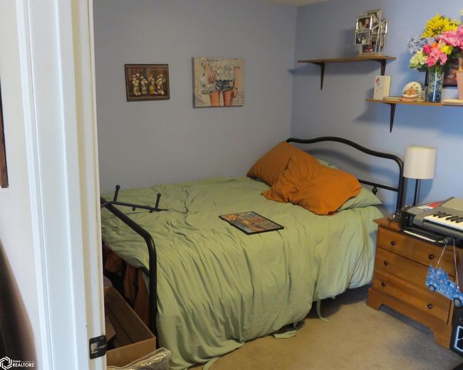181 Center Point Dr, Home with 3 bedrooms, 2 bathrooms and 5 parking in Montezuma IA | Image 17