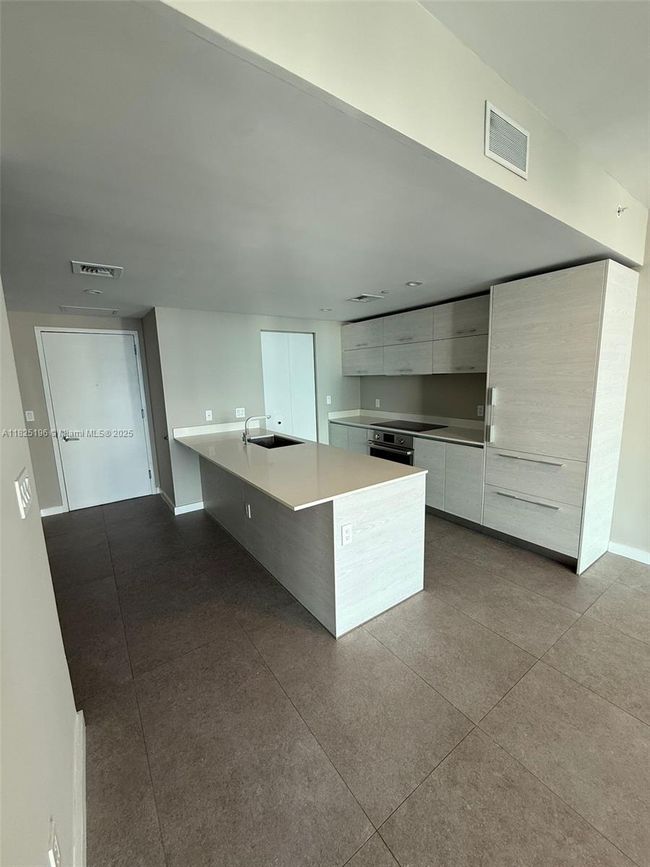 UNIT-2304 - 1300 S Miami Ave, Condo with 1 bedrooms, 1 bathrooms and null parking in Miami FL | Image 6