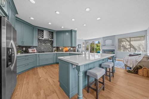 3796 Via Las Villas, Oceanside, CA, 92056-7259 | Card Image