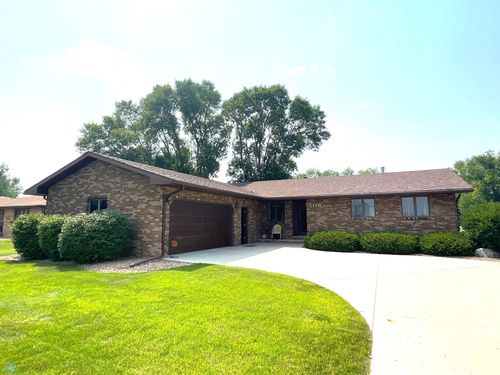 1119 Main St, Breckenridge, MN, 56520-1033 | Card Image