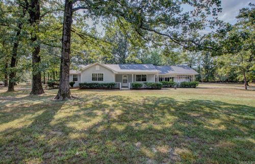 6531 Forrest Oak Dr, Pine Bluff, AR, 71603-8915 | Card Image
