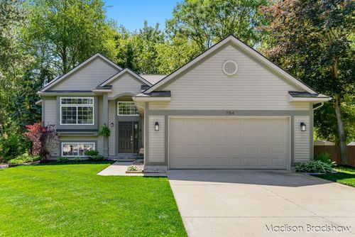 7154 Timbercreek Drive, Allendale, MI, 49401 | Card Image