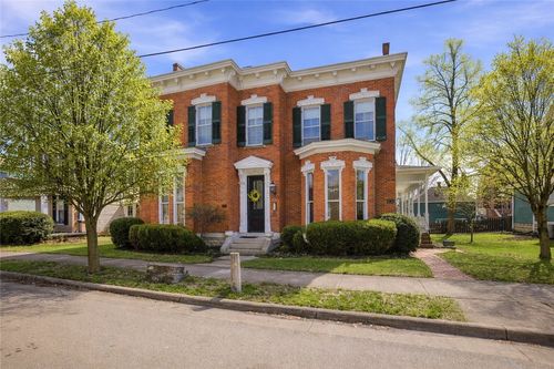 135 E Market St, Germantown, OH, 45327-1337 | Card Image