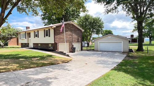 7037 Maxwell Ter, Talbott, TN, 37877-8526 | Card Image