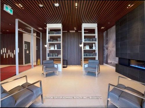 604-297 Oakwalk Dr, Oakville, ON, L6H3R6 | Card Image