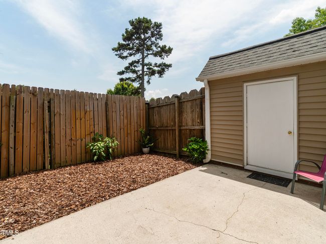 Back Patio Area | Image 31