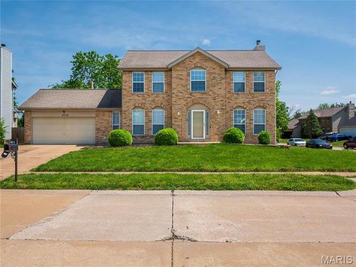 3078 Willow Creek Estates Dr, Florissant, MO, 63031-1664 | Card Image