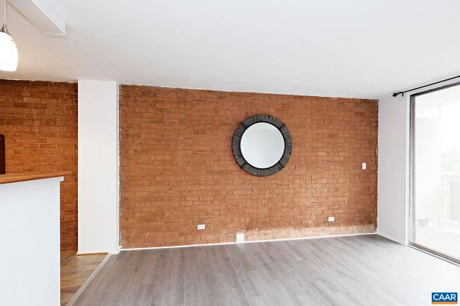 APT-302 - 1800 Jefferson Park Ave, Condo with 2 bedrooms, 2 bathrooms and null parking in CHARLOTTESVILLE VA | Image 5