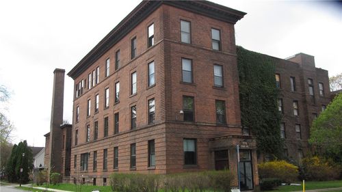 775 Park Ave, Rochester, NY, 14607-3077 | Card Image