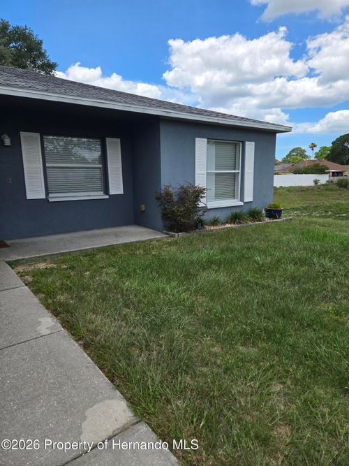 5085 Courtland Rd, SPRING HILL, FL, 34608-2432 | Card Image