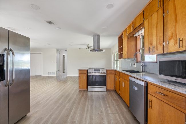 2255 Old Colony Line Rd, House other with 3 bedrooms, 2 bathrooms and 4 parking in Lockhart TX | Image 5