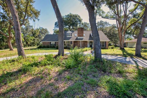 198 Grandview Ave, Valparaiso, FL, 32580-1541 | Card Image