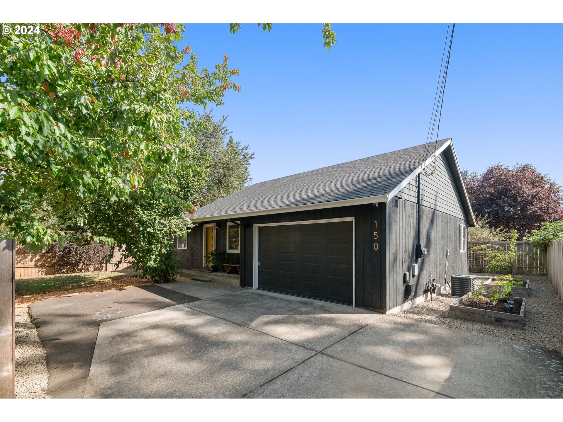 106th Ave, Portland, OR 97216