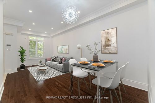 8C Clairtrell Rd, North York, ON, M2N5J6 | Card Image