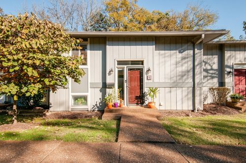 apt-14-21 Vaughns Gap Rd, Nashville, TN, 37205-4350 | Card Image