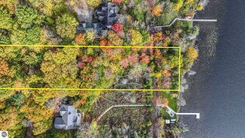 4944 Benway Ln, Central Lake, MI, 49622-9210 | Card Image