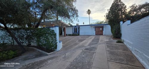 1329 W Camino De La Paloma, Nogales, AZ, 85621 | Card Image