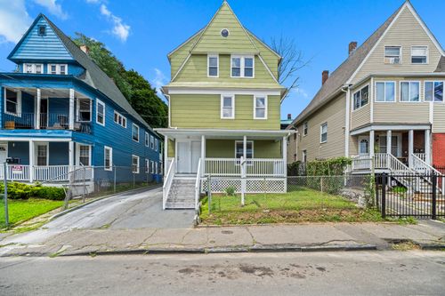 220 Hillside Avenue, Waterbury, CT, 06710 | Card Image