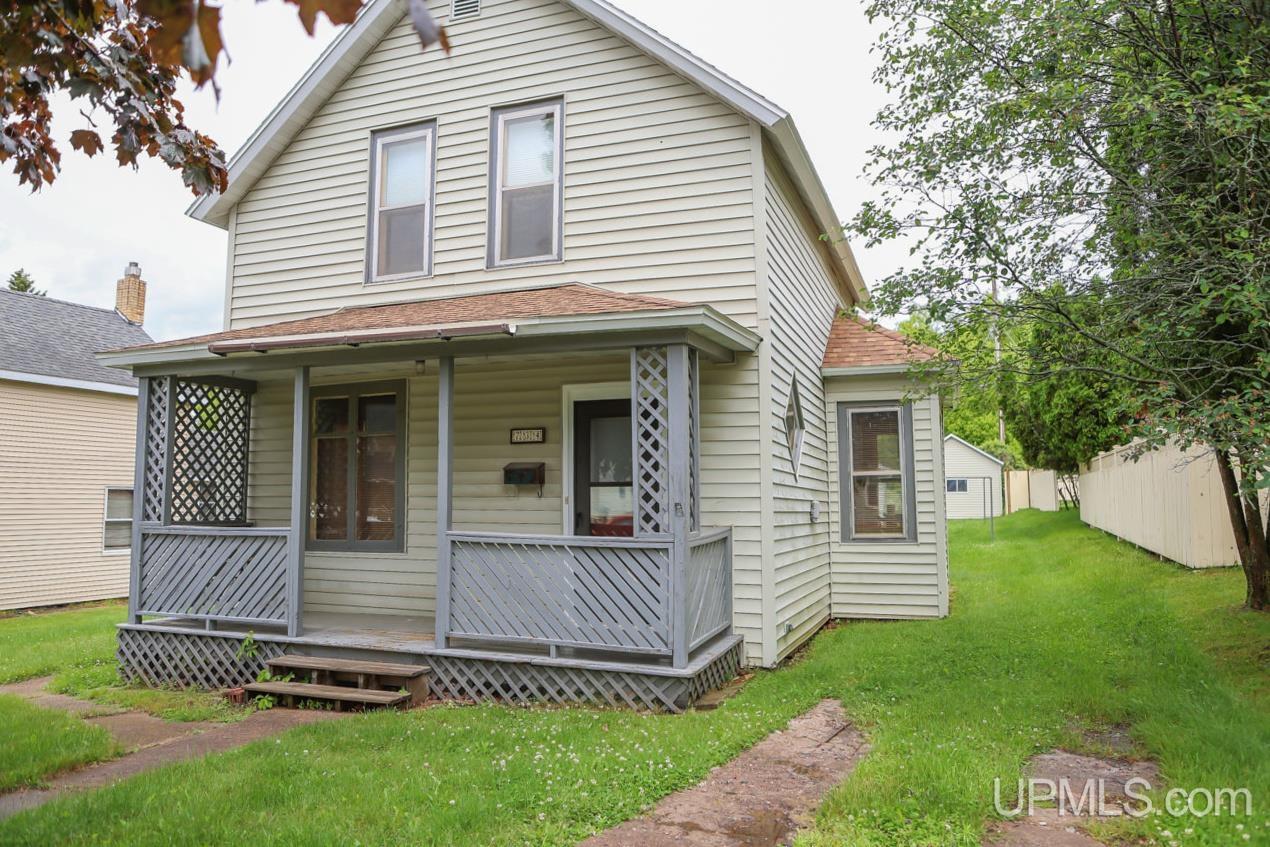 A St, Iron Mountain, MI 49801