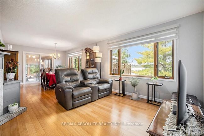 3396 Calabogie Rd, House other with 3 bedrooms, 2 bathrooms and 8 parking in Burnstown ON | Image 7
