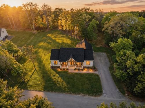 3 Linda Dr, Westminster, MA, 01473-1620 | Card Image