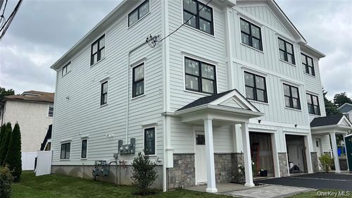 38 Elmwood Ave, West Harrison, NY, 10604-2514 | Card Image