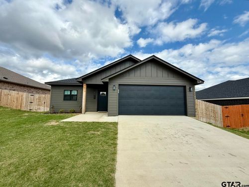 17422 Crossing Circle, Lindale, TX, 75771 | Card Image