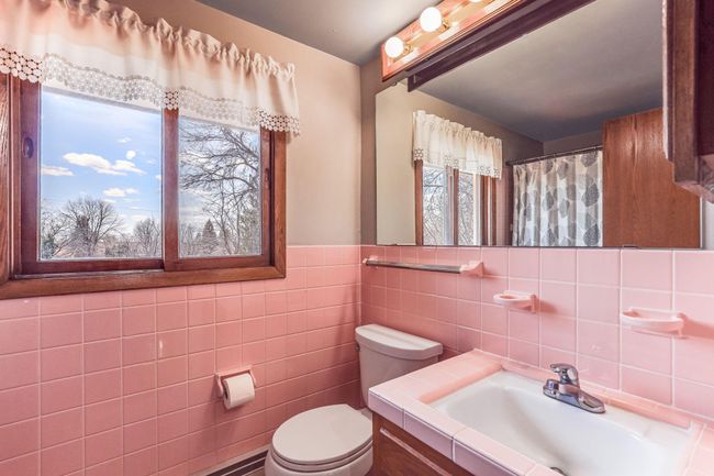 3104 Townview Ave Ne, House other with 5 bedrooms, 3 bathrooms and null parking in Saint Anthony MN | Image 17