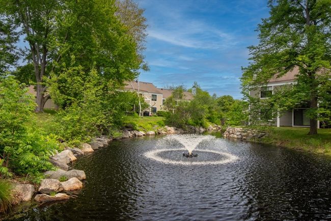 UNIT-4 - 3 Concord Greene, Condo with 2 bedrooms, 2 bathrooms and 1 parking in Concord MA | Image 24