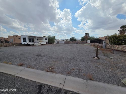 49690 Opal Ave, Quartzsite, AZ, 85346-0704 | Card Image