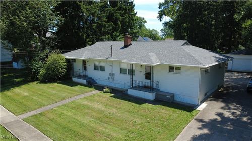 304 Erie Street, Cuyahoga Falls, OH, 44221 | Card Image