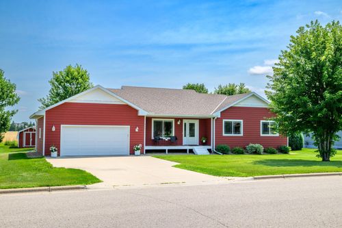 943 Abbygail Dr, Alexandria, MN, 56308-5270 | Card Image