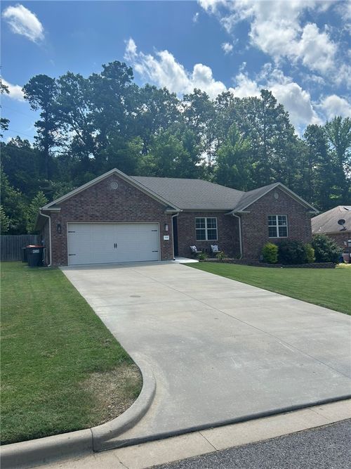 4120 Hartford Ave, Russellville, AR, 72802-7722 | Card Image