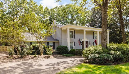 249 Pleasant Valley Dr, Little Rock, AR, 72212-3170 | Card Image